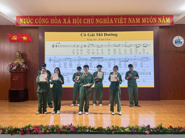 Khai mạc đợt học GDQP&AN năm học 2025 – 2026 cho sinh viên Trường Đại học Khánh Hòa