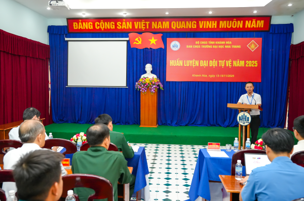 Hoàn thành huấn luyện Đại đội tự vệ Trường Đại học Nha Trang năm 2025