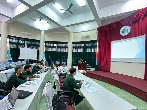 TRUNG TÂM GDQP&AN TRƯỜNG ĐẠI HỌC NHA TRANG TỔ CHỨC HỘI THẢO KHOA HỌC CẤP ĐƠN VỊ