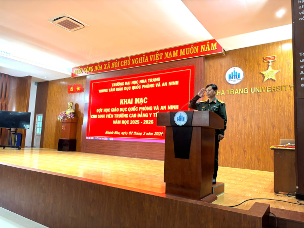 Khai mạc khóa học GDQP&AN cho sinh viên Trường Cao đẳng Y tế Khánh Hoà tại Trung tâm GDQP&AN Trường Đại học Nha Trang