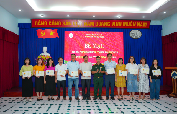NÂNG CAO NHẬN THỨC QUỐC PHÒNG, AN NINH CHO ĐỘI NGŨ CÁN BỘ, VIÊN CHỨC NHÀ TRƯỜNG