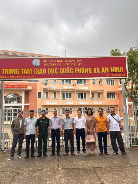 TRUNG TÂM GDQP&AN TRƯỜNG ĐẠI HỌC NHA TRANG GIAO LƯU, TRAO ĐỔI KINH NGHIỆM VỚI TRUNG TÂM GDQP&AN TRƯỜNG ĐẠI HỌC ĐÀ LẠT