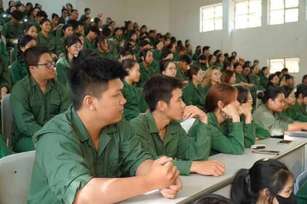Trung tâm đã hoàn thành tốt kỳ học GDQP&AN cho sinh viên Trường ĐH Nông Lâm TP.HCM phân hiệu Ninh Thuận, để lại nhiều ấn tượng và kỷ niệm tốt đẹp đối với cán bộ, giảng viên, nhân viên, sinh viên của Trường